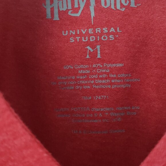 WIZARDING WORLD OF Harry Potter Gryffindor Quidditch V-Neck Hooded Shirt Sz M - Picture 2 of 3